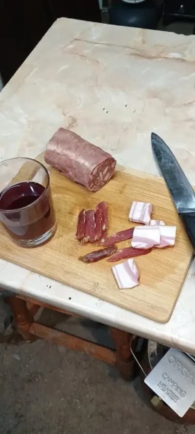 магазин за месо "Месцето"