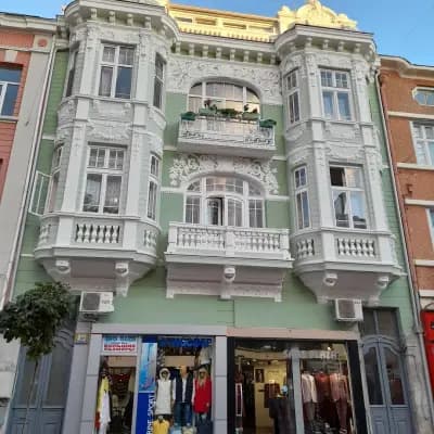 Kiara Apartments