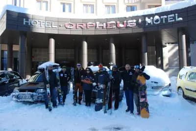 Pro Line Ski & Snowboard School Pamporovo