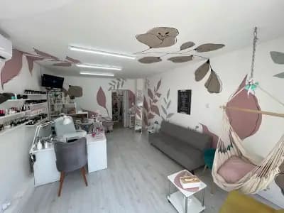 Aya Lazura - Nail Care&Nail Art