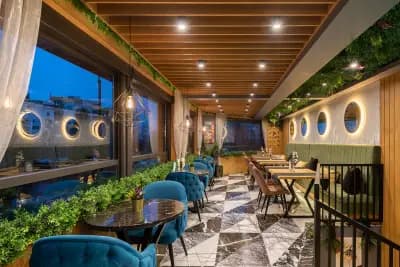 „Tropicana“ Coffee & Kitchen Greek and Mediterranean
