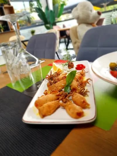 „Tropicana“ Coffee & Kitchen Greek and Mediterranean