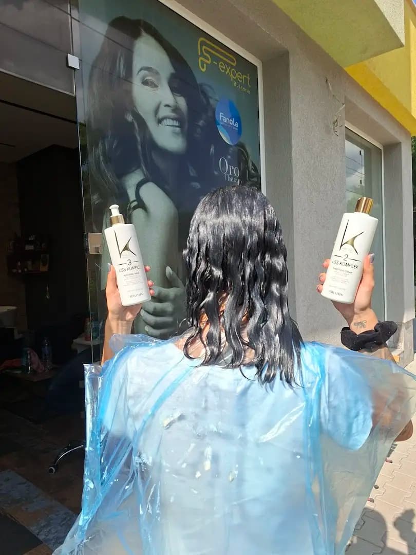 Stella Blue hair studio