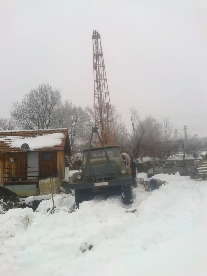 Сондажи за вода