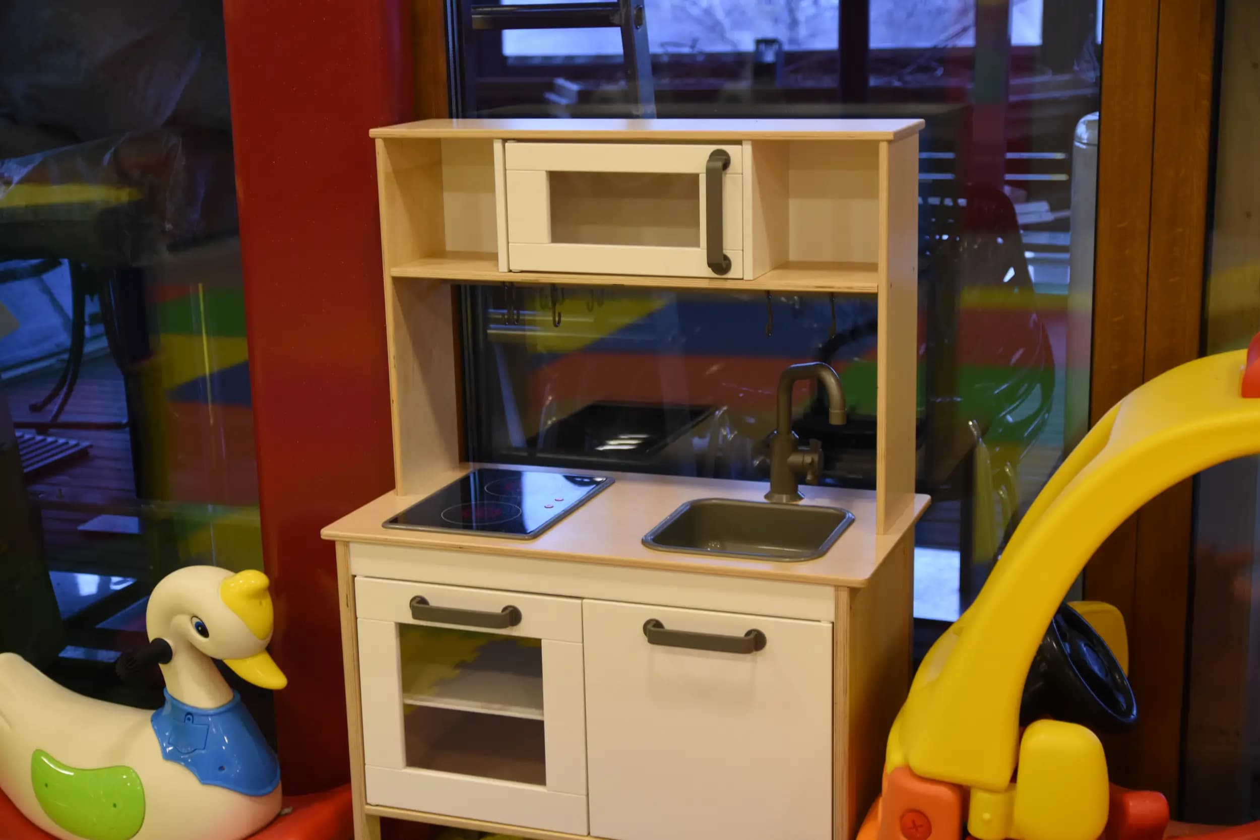 "Джепето" - детски парти център и кафе