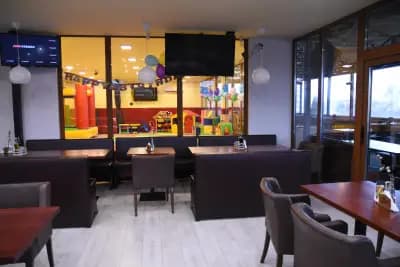 "Джепето" - детски парти център и кафе