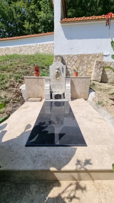 Преподобна Стойна