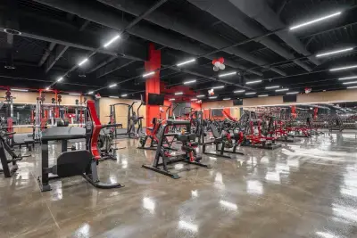 West Gym – Park Maxx