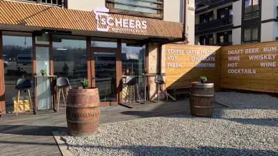 sCHEERS Bar&Coffee