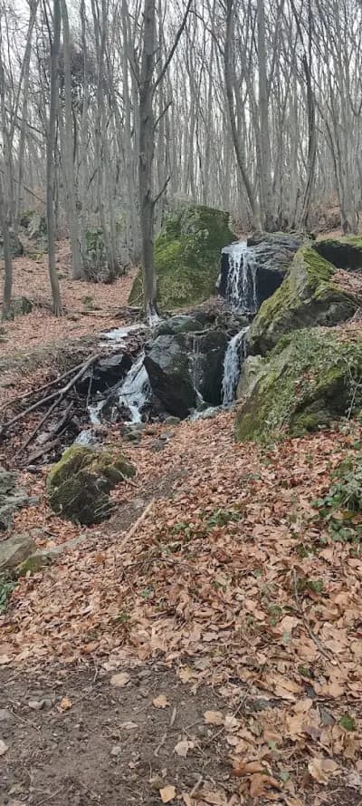 Малко водопадче (Small waterfall)