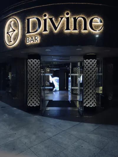 Divine Bar