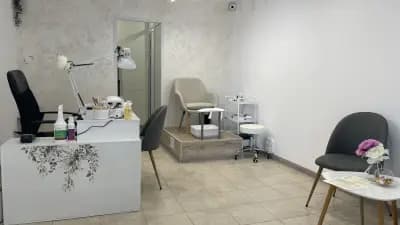 Bodileva nails