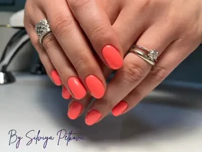 LUNARA NAILS by Silviya Petkova
