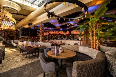 Happy Bar & Grill Lyulin