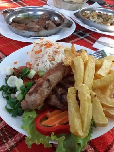 Стената