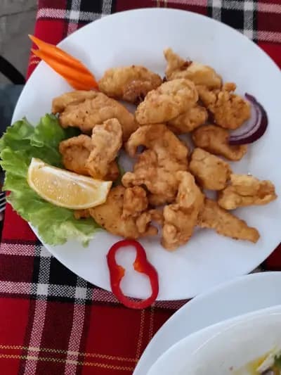 Стената