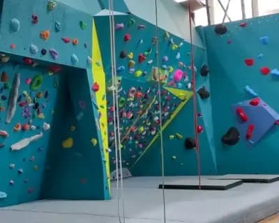 Bons - Europe climbing center
