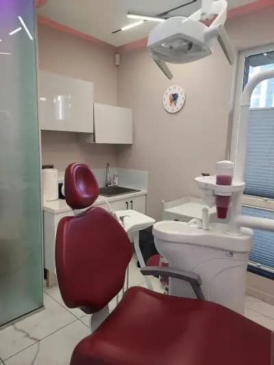 SmileLand дентално здраве и ортодонтия д-р Михайлова/д-р Манова