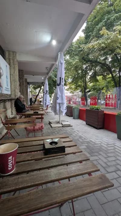 Pause Shop & Coffee