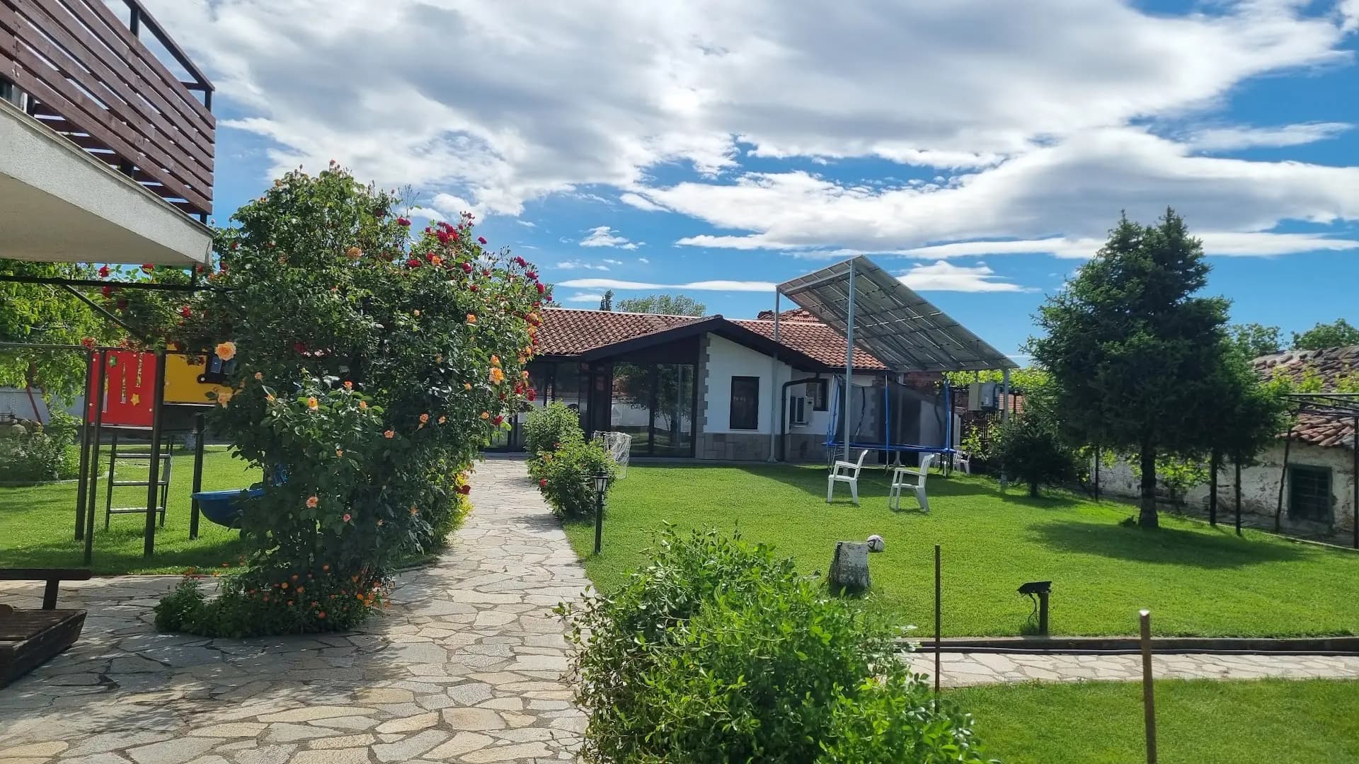 Omaya Guest house Klokotnica - Къща за гости "Омая"