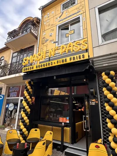 Smash N’ Pass | Plovdiv