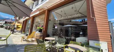 Trendy Cafe