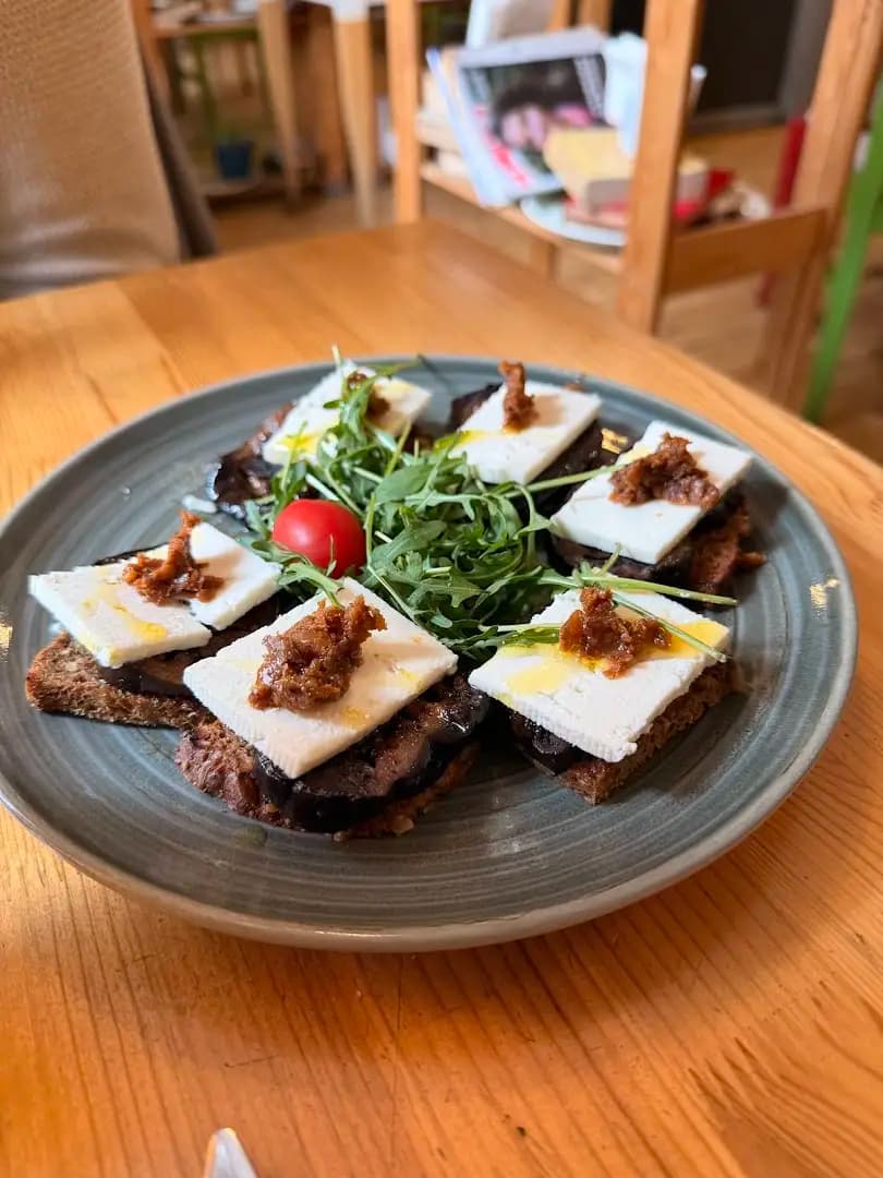 Aubergine - Craft beer. Craft food.
