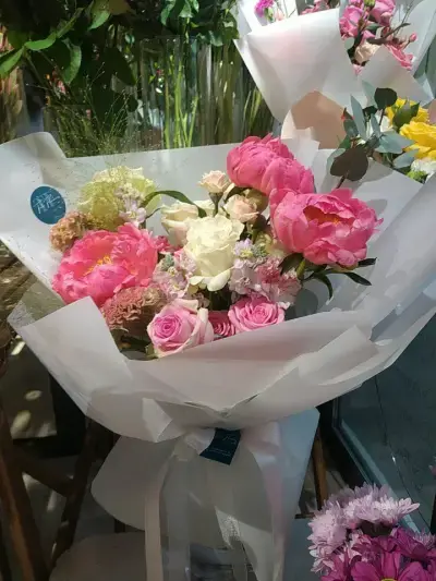 Tati Flowers