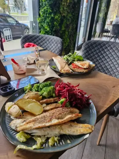 "Arnold Fit Food" Арсеналски - Здравословна храна и протеини