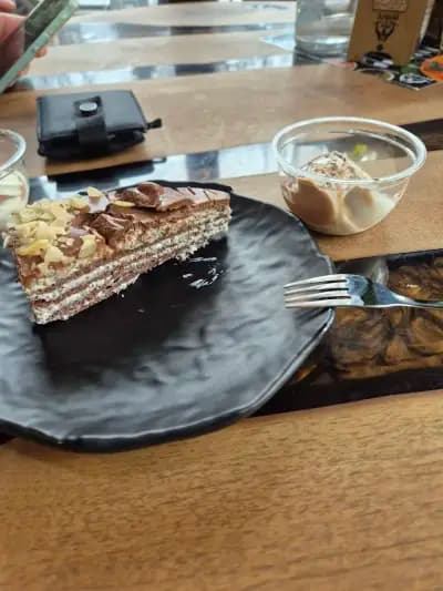 "Arnold Fit Food" Арсеналски - Здравословна храна и протеини