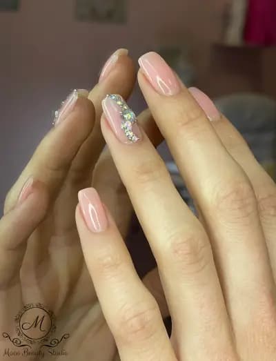 Moca Beauty Studio - маникюр в Пловдив