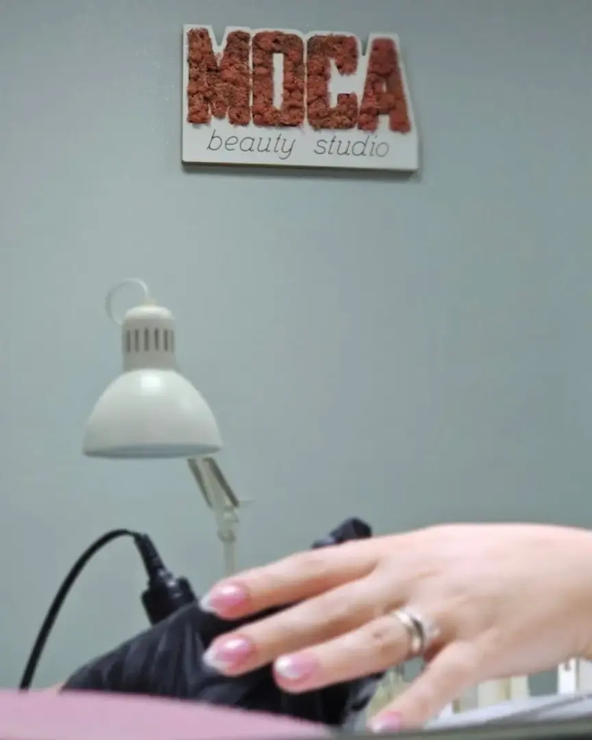 Moca Beauty Studio - маникюр в Пловдив
