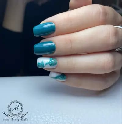 Moca Beauty Studio - маникюр в Пловдив