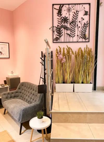 Cream Nail Studio