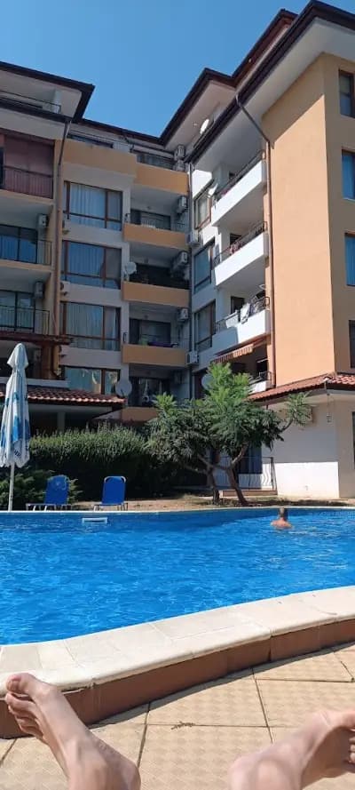 Diamond Bay - Pool and Holiday