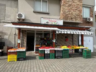 Toni fruits