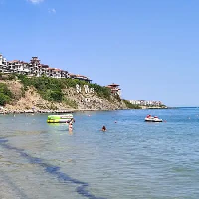 Яхтено пристанище Марина Диневи