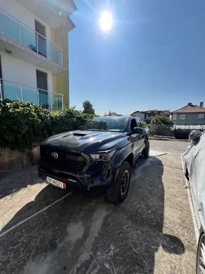 Glossy lab Detailing