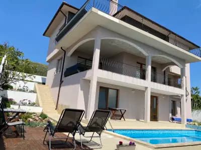 Sea Sunrise Villa
