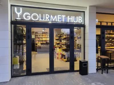 Gourmet Hub Decanto