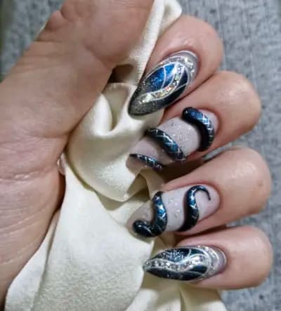 Desi Nail Art Studio