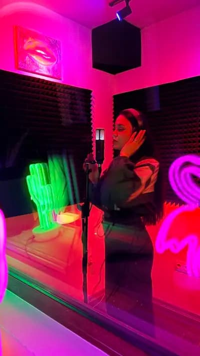 Anomaly Circles - Music Studio