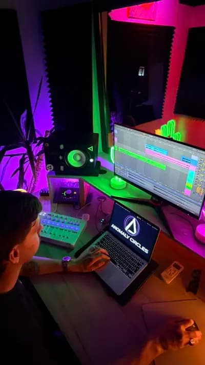 Anomaly Circles - Music Studio