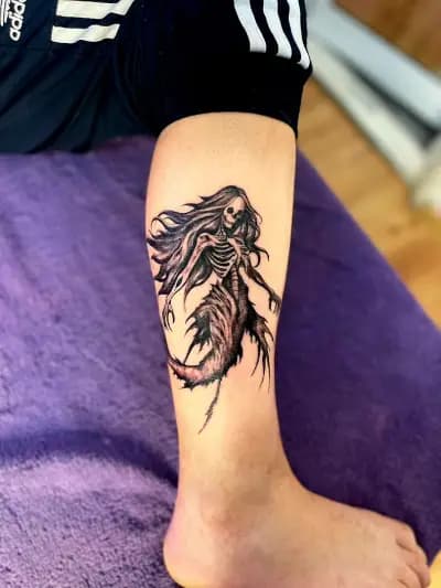 Poli Bobeva Tattoo