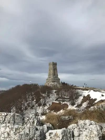 Паметник на Емануил Николаевич Мешерски