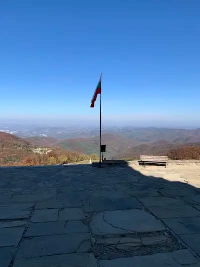 Паметник на Емануил Николаевич Мешерски