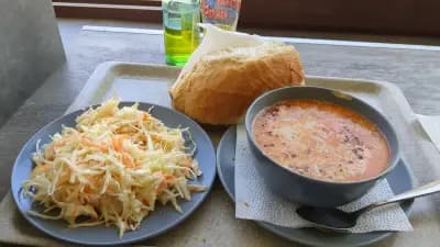 Гостилница "Черпака" - The Ladle Inn