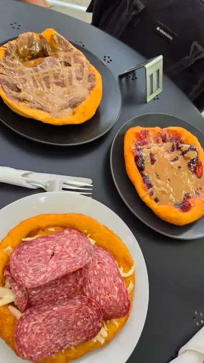 Мекица и Кафе 2