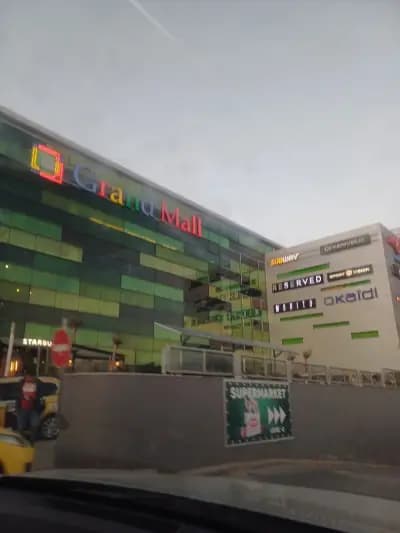 Grand Mall Parking