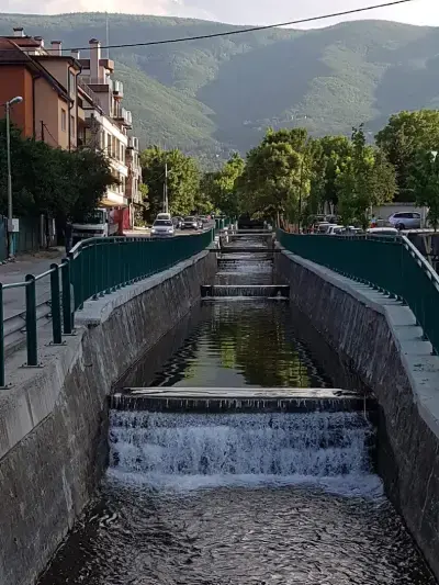 Базар „Вихрен“